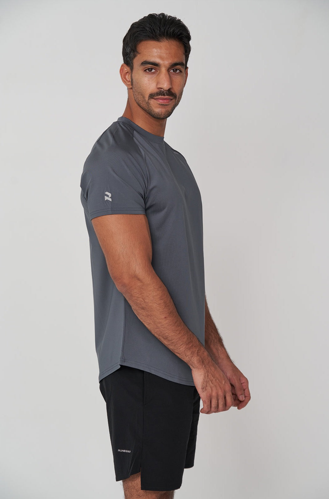 Fitted Performance Shirt In Iron