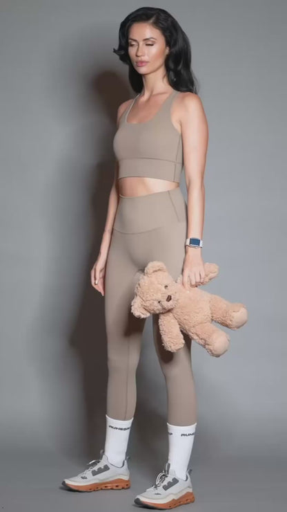 Sculpt Series Legging In Teddy