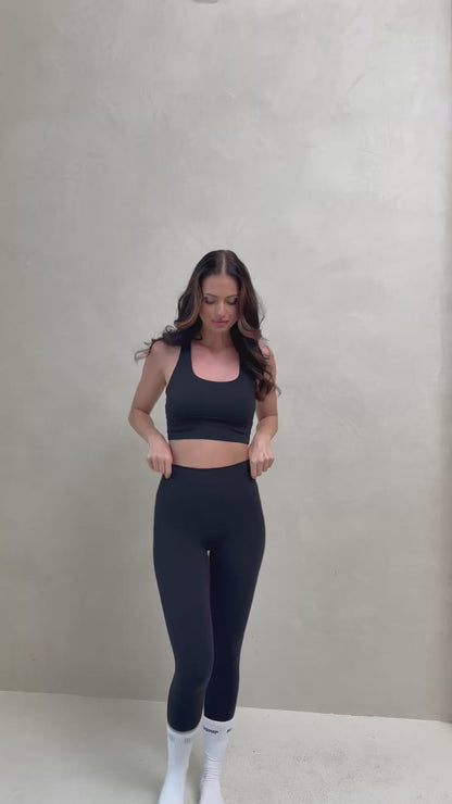 Sculpt Series Legging In Black